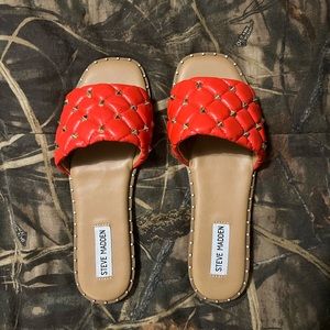 Steve Madden "Leith" Red Slide Sandal in Size 8  (NWT)